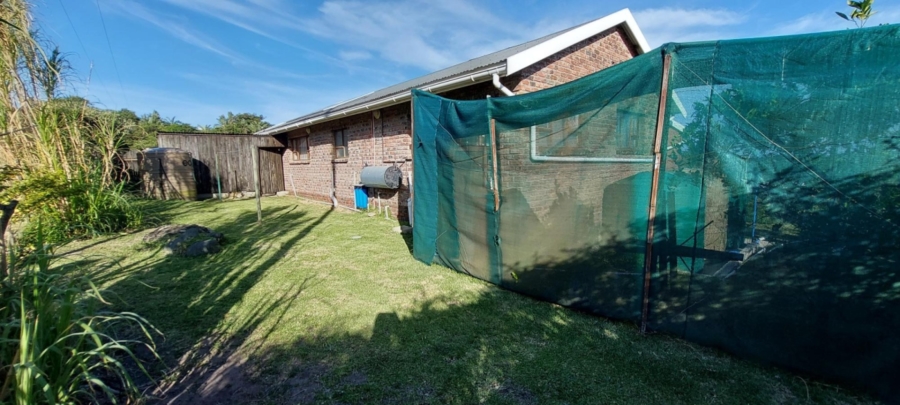 2 Bedroom Property for Sale in Sunrise On Sea Eastern Cape